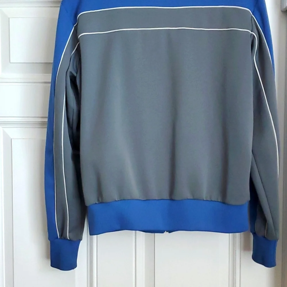 Nike Vintage Jacket in EUC - Picture 4 of 4